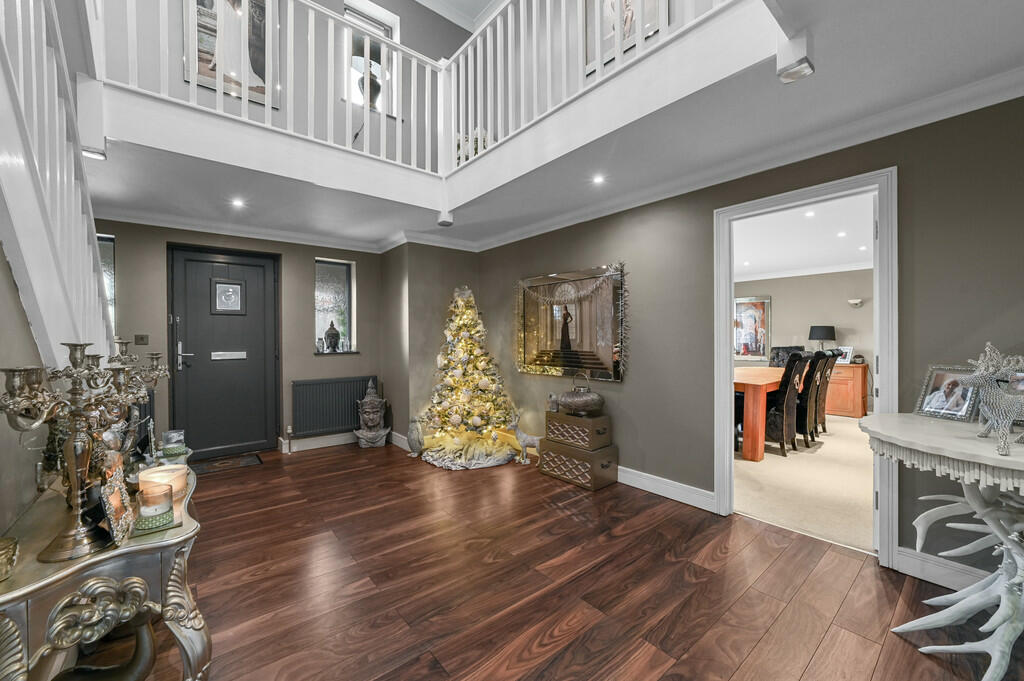 PT-FC(COL)-18Chur...