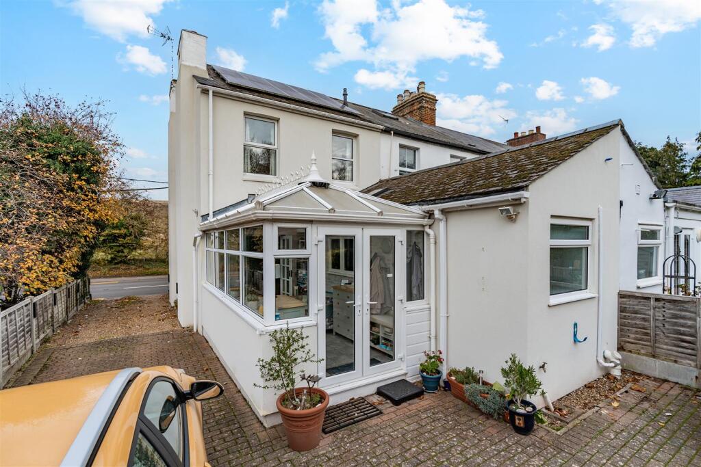 6 Mabel Cottages-HR6.jpg