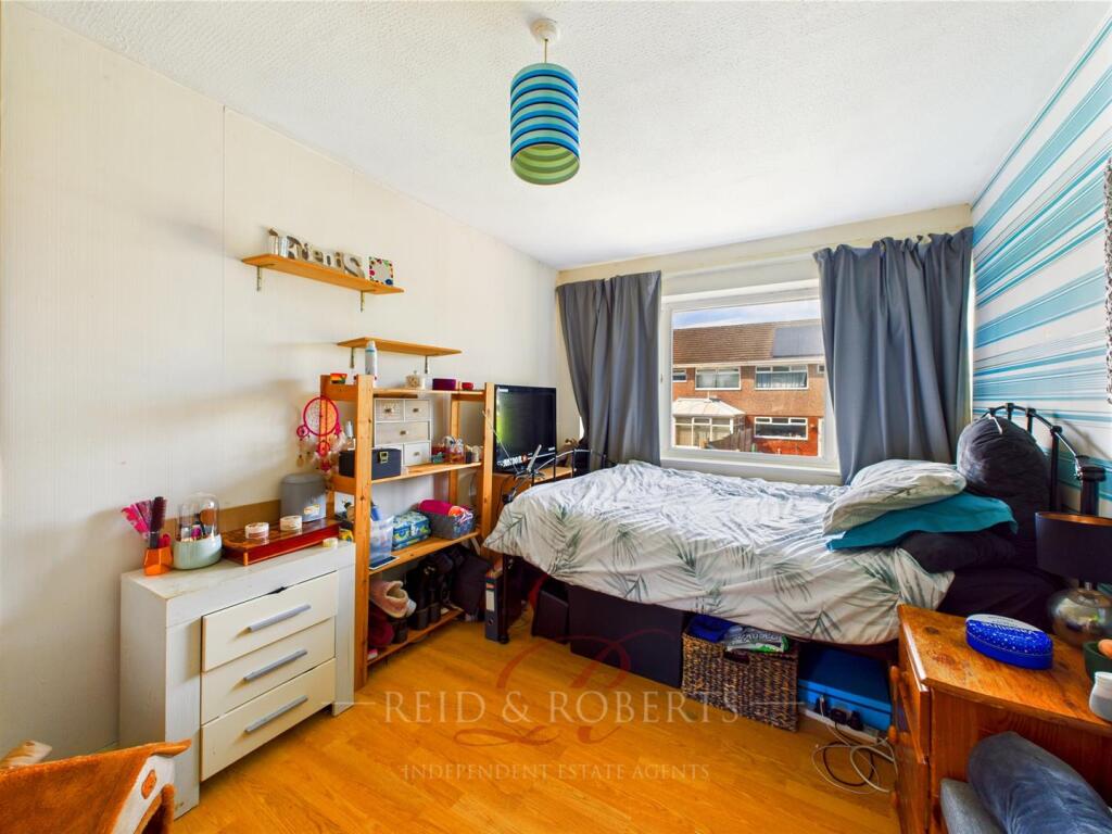 CAM03999G0-PR0147-STILL014.jpg