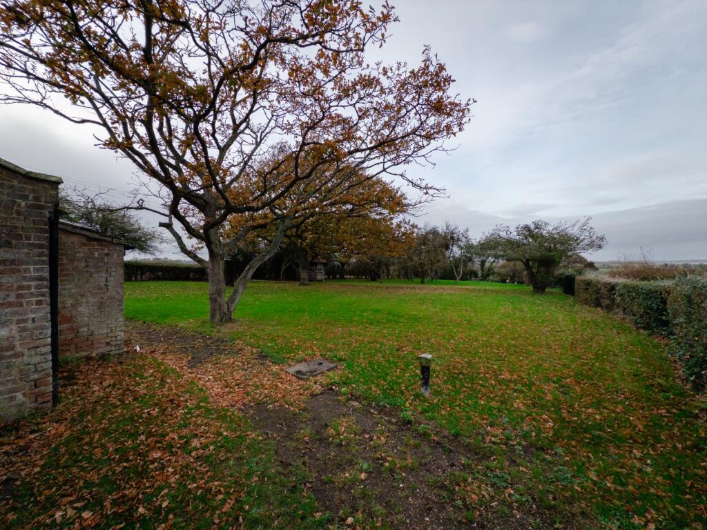 20251111161938 - 2025-11-11_14-19-38 2 - Hill Cott