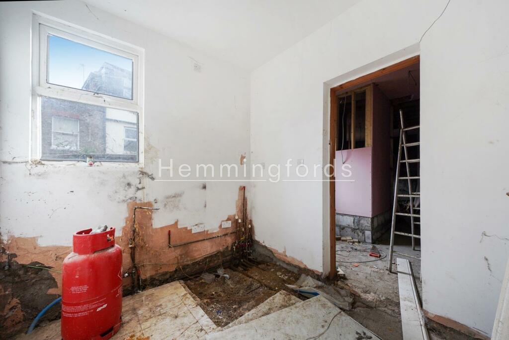 Commercial - 5A Woodlands Park Road - 7XeIIch8TQ7A