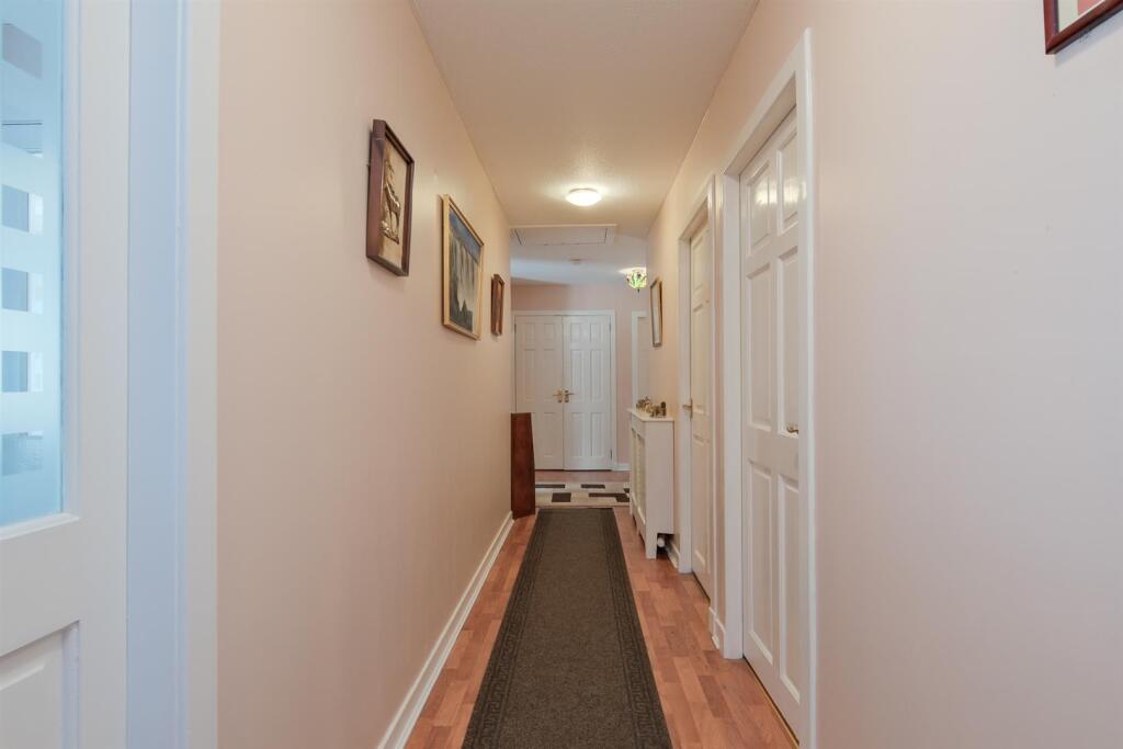 045-25 Netherdale Crescent, Wishaw ML2 0DN.jpg