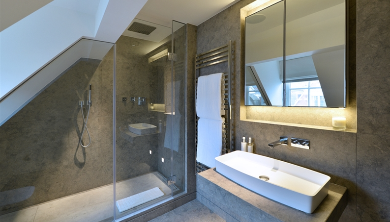 Bedroom 2 Ensuite(2)