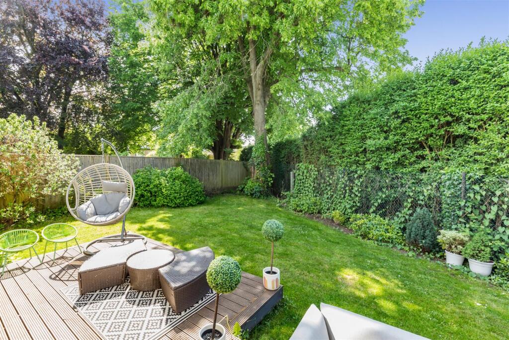 Landscaped rear garden