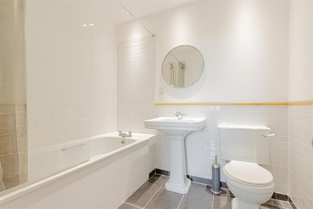 Finsbury Sq (15).jpg