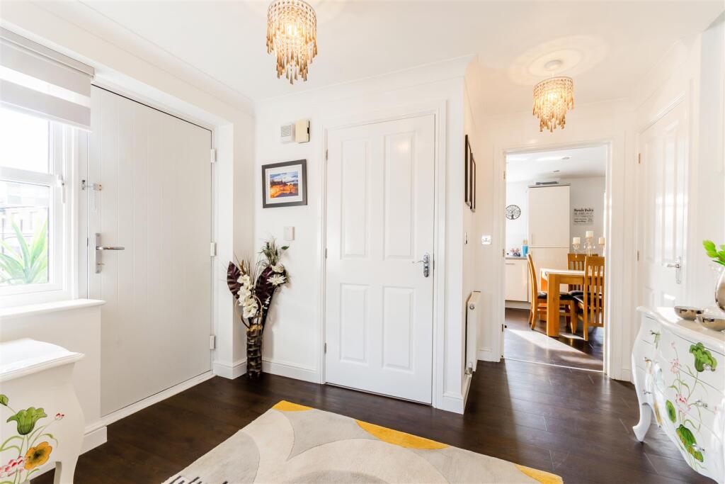 8638099-interior18v2.jpg