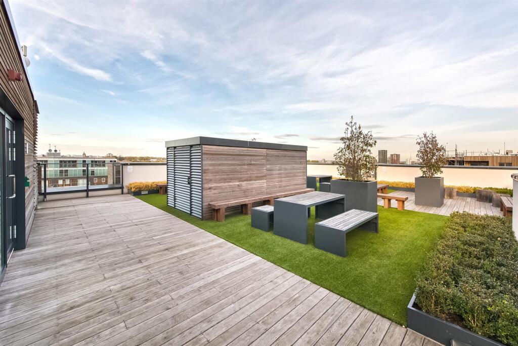 Roof terrace
