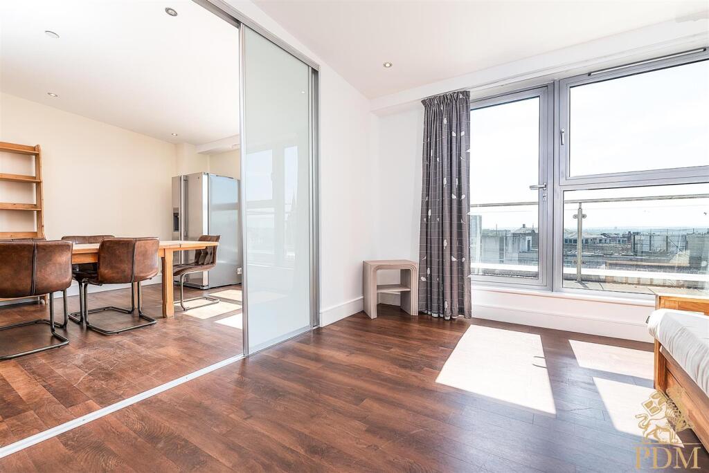 603 Hanley House Nottingham NG1 5GD