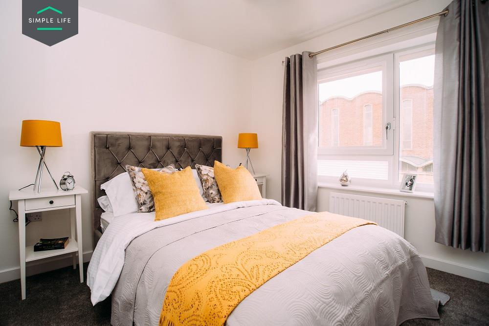 Maple bedroom 1 (2).jpg