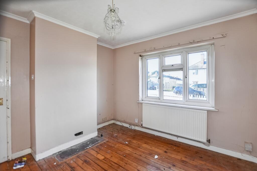 23 Heath Road, Crayford, Dartford, DA1 3NP