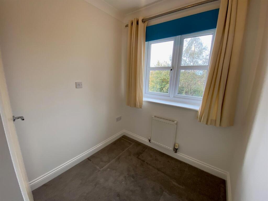 SMALL BEDROOM 1.jpg