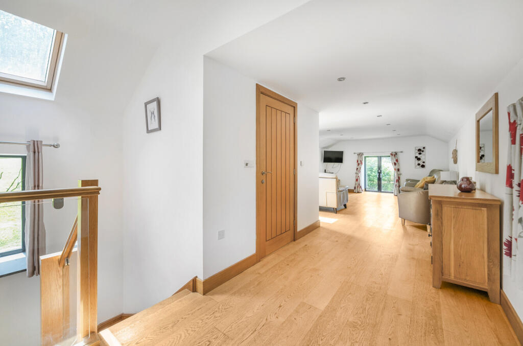 1316266-33-685ec2...