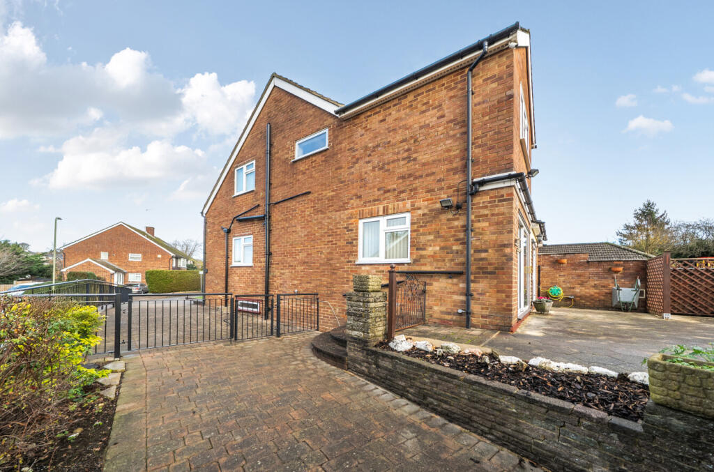 1384341-33-6936b4...