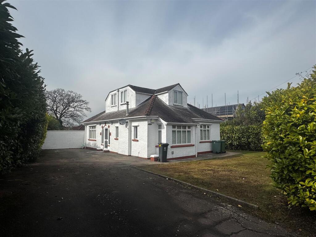 249 CYNCOED FRONT.jpg