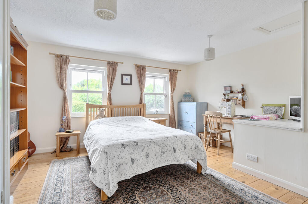 1307226-16-684aa8...