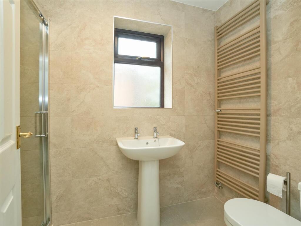 Ensuite Shower Room