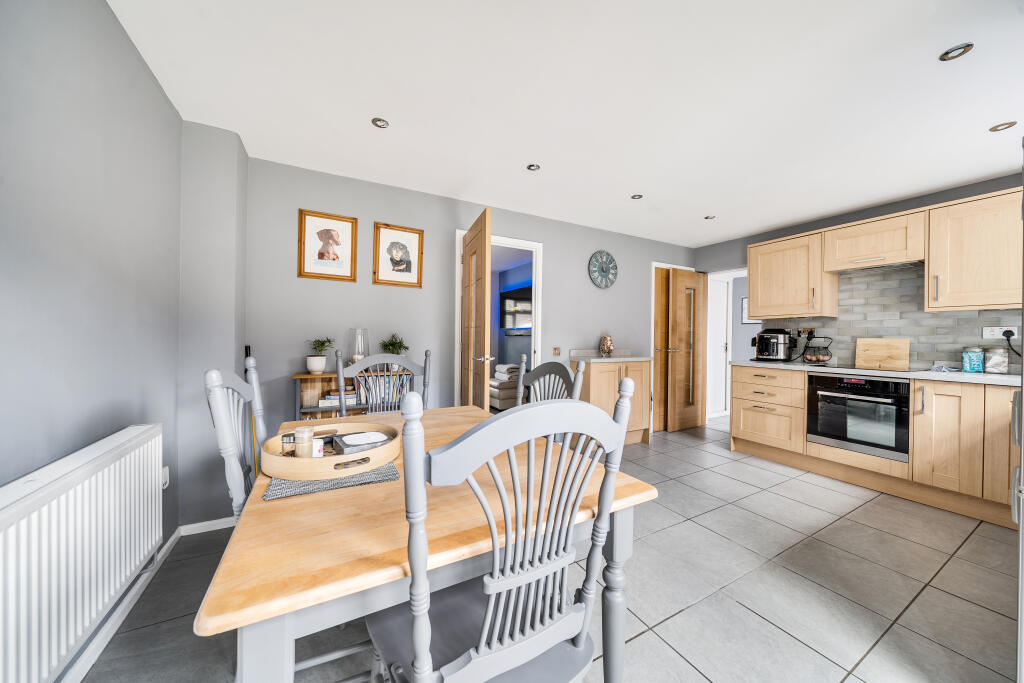 1355454568c93634c31b9