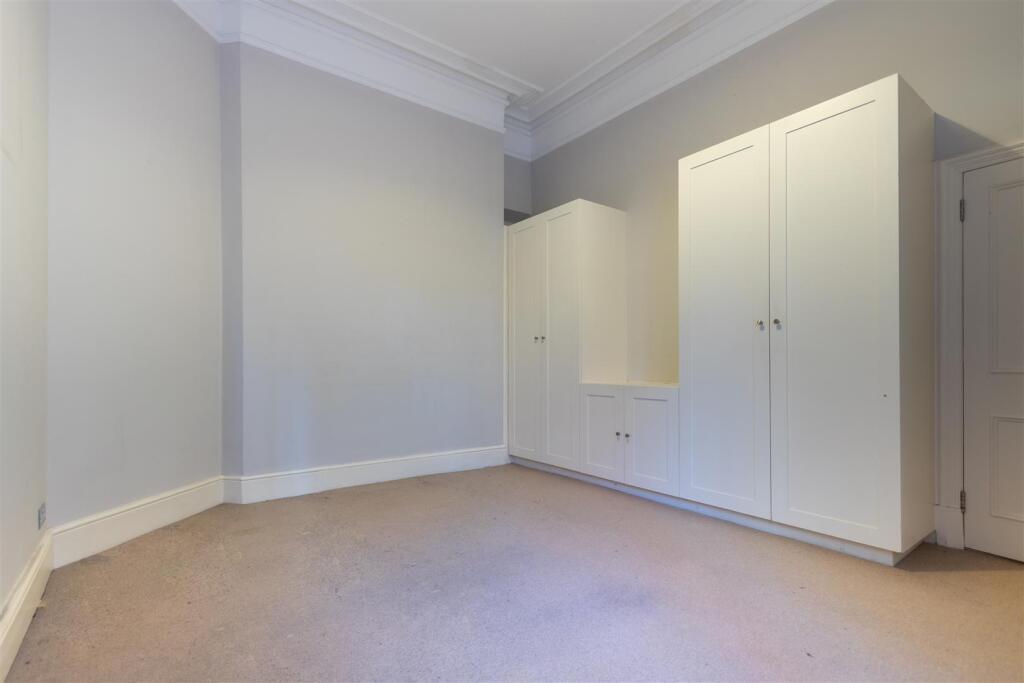 Carlisle Place, Victoria, SW1