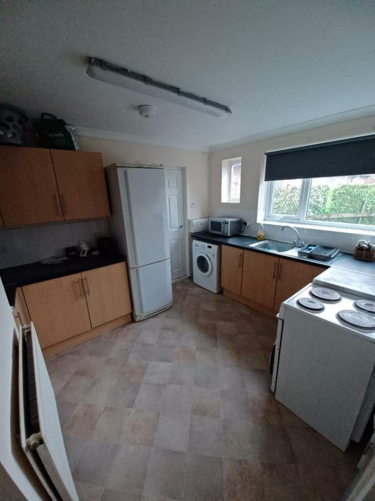 32FR Kitchen (1).png