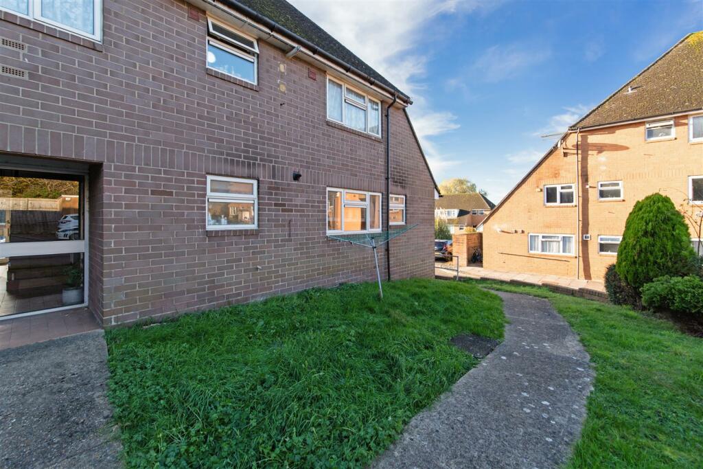 CRESSAL CLOSE (10).jpg