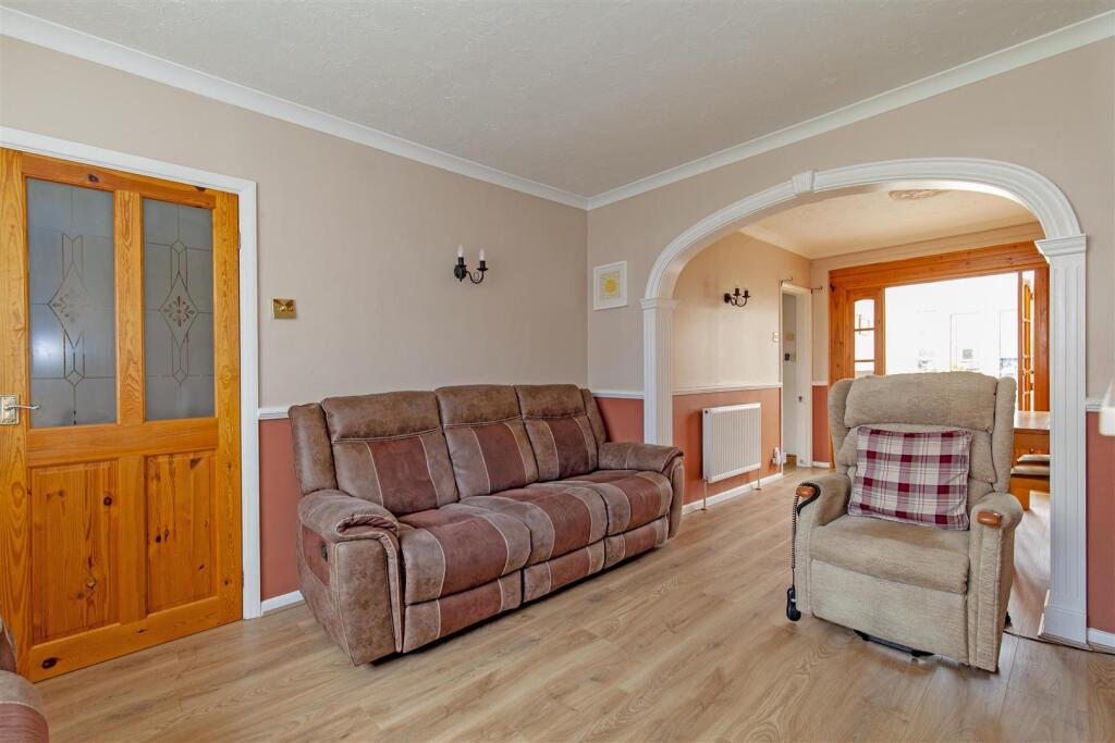 Reception Room-3.jpg