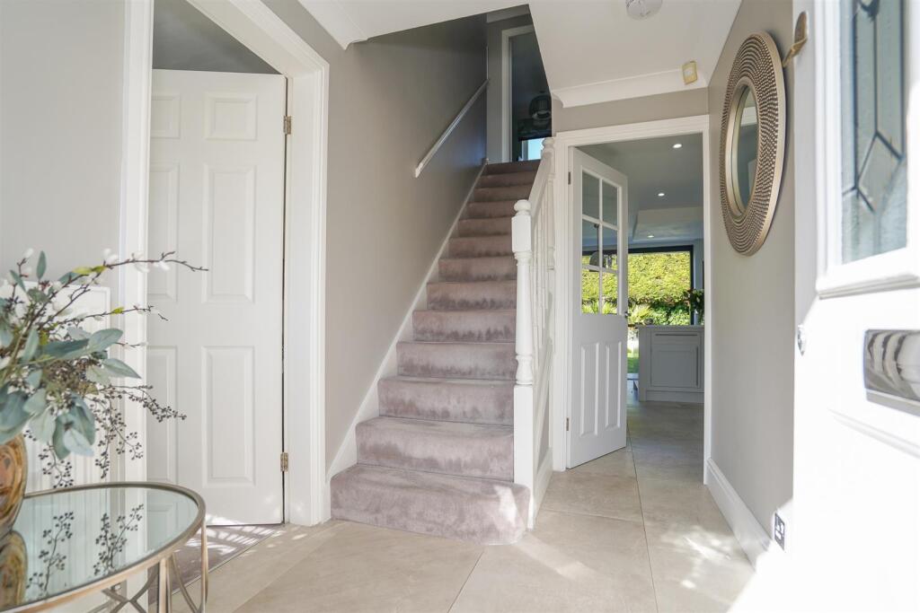 10 Alderman Way (42).jpg