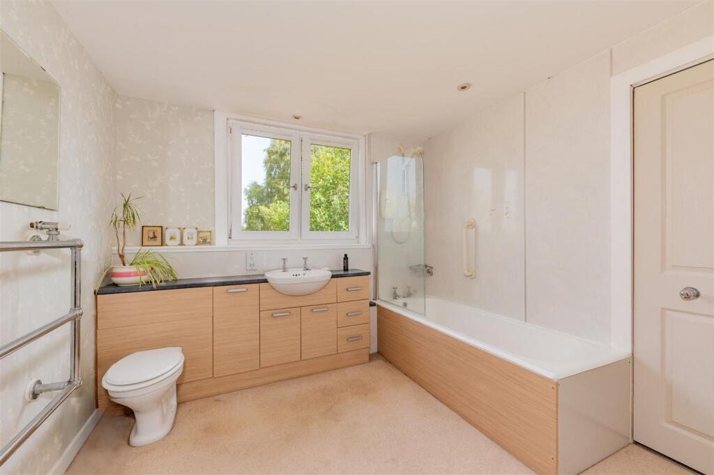 Kiloran, Dundee Road, Meigle-23.JPG