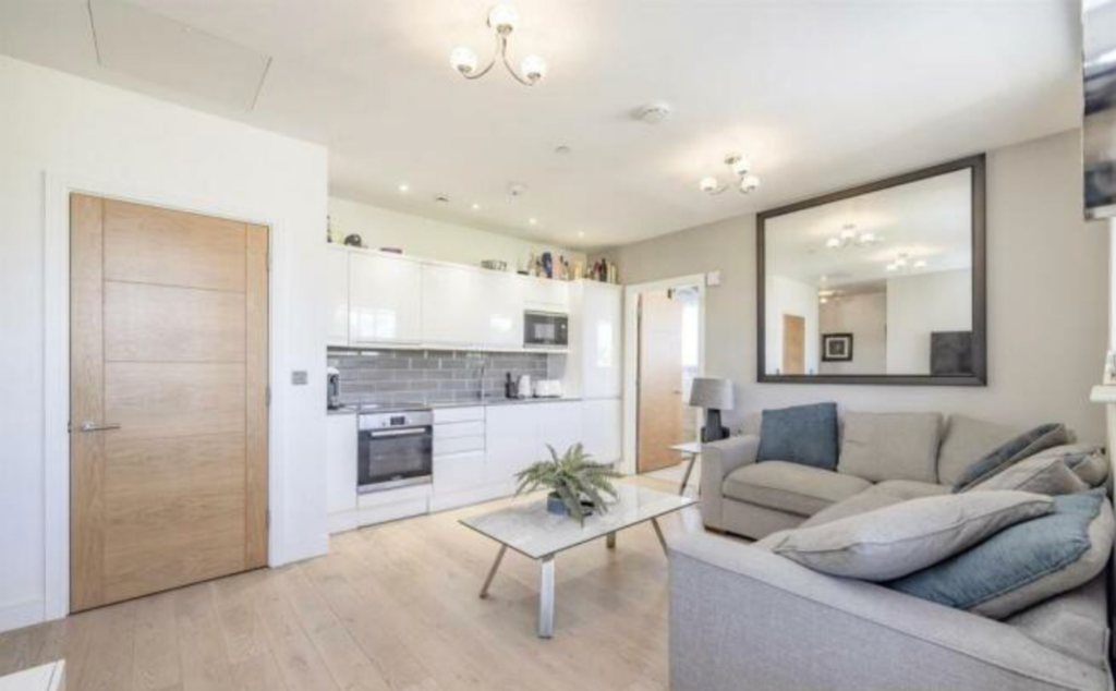 Kitchen/Lounge
