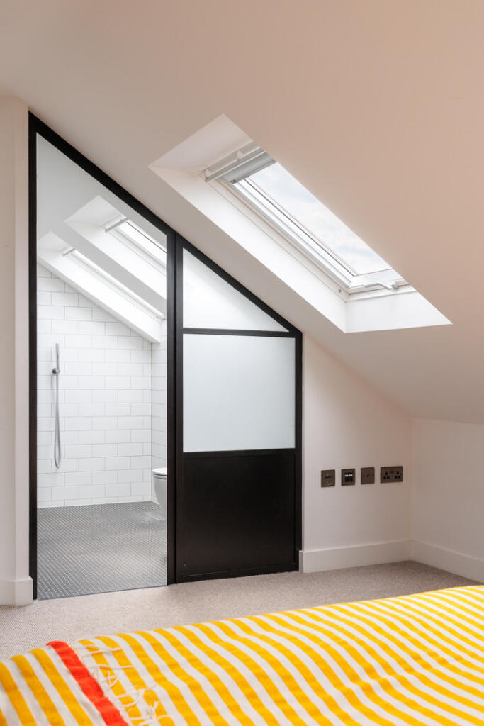 288328 - FrancisRoadLondonE10-JSouteyrat-0984.jpg