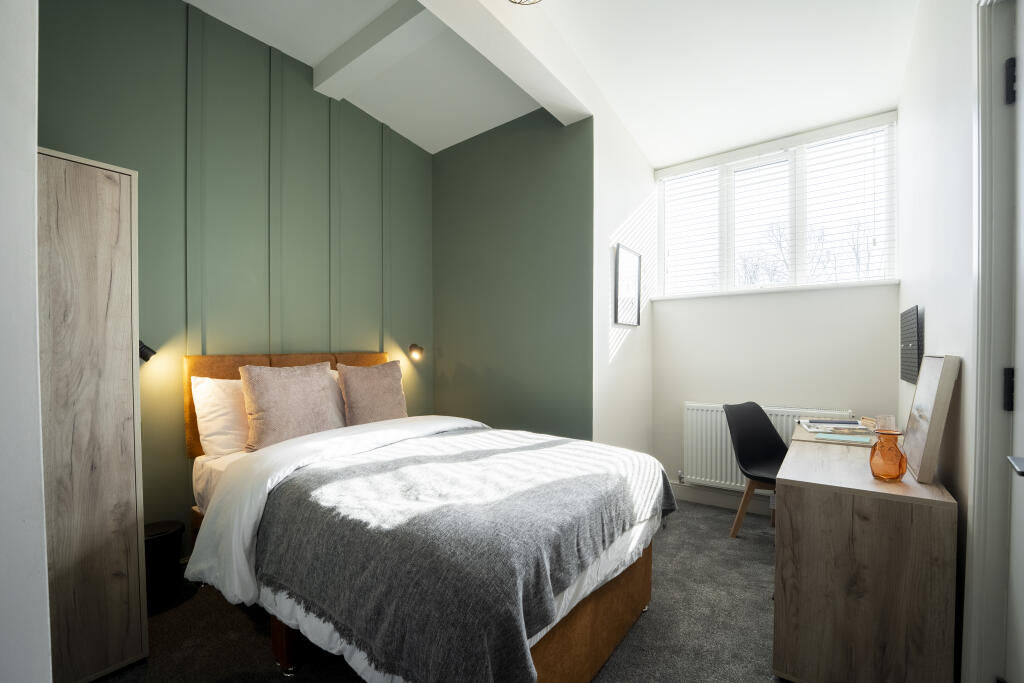 Room9.jpg