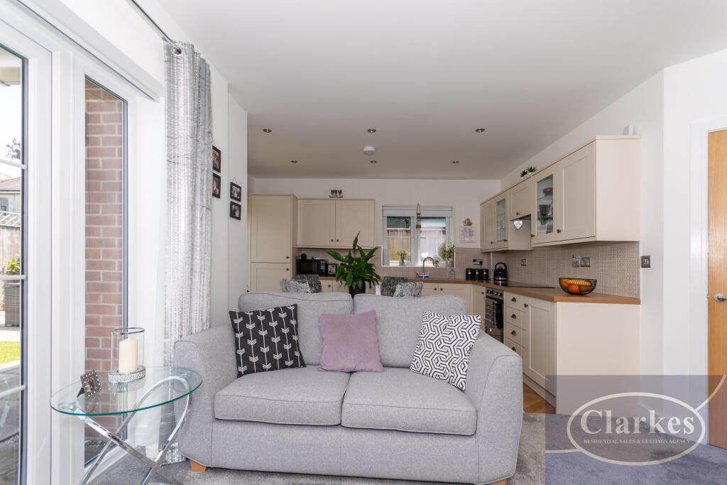 FC_047 5 HENRY JOY CLS_021