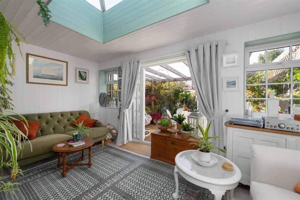 Pier Avenue, Tankerton, Whitstable