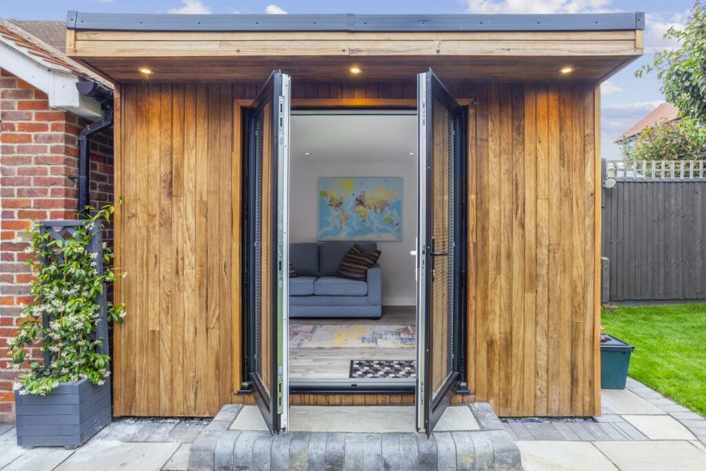 Garden room