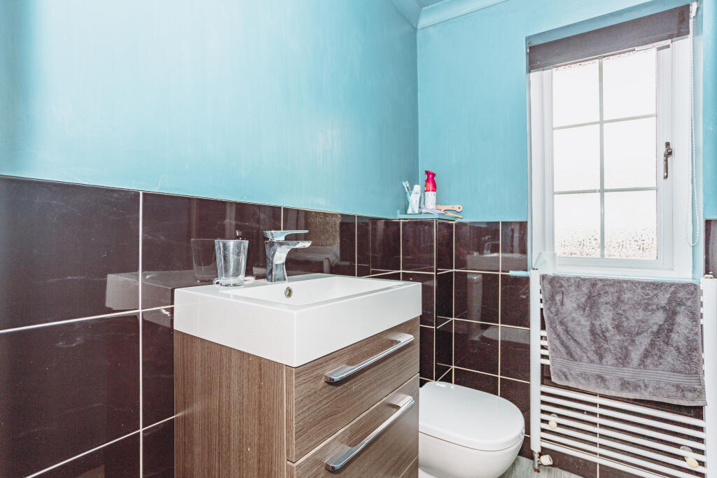 Bedroom Three En-Suite