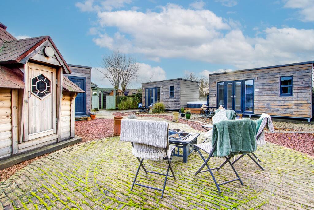 Lodges External