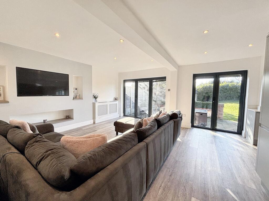 Kitchen/Diner/Family Room