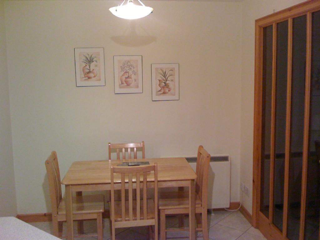 Kitchen/dining area