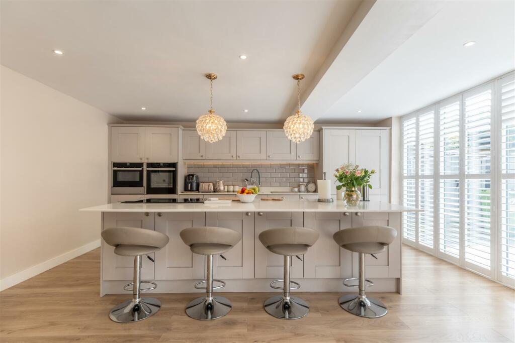 127a Crewe Road-010.jpg