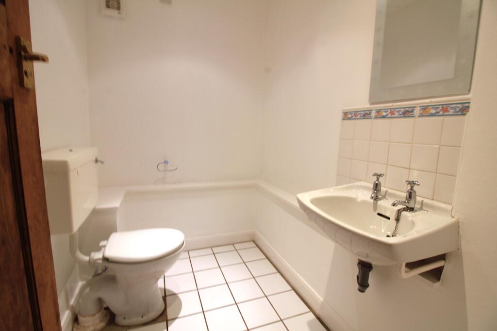 Photograph 3
