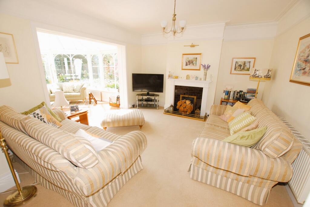 Sitting room