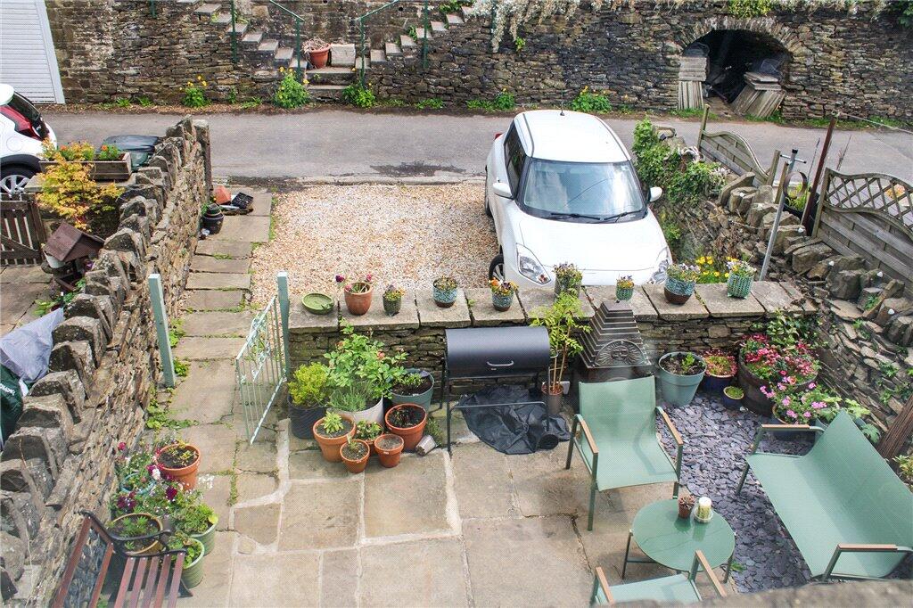 Garden &amp; Parking