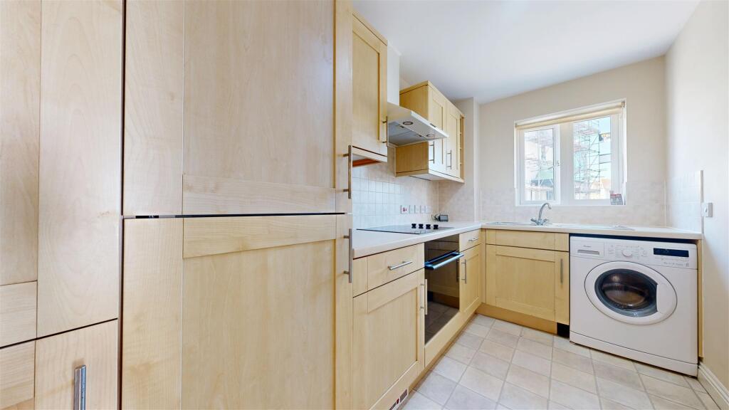 KITCHEN.jpg