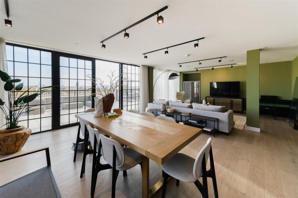 Dining area       .jpg