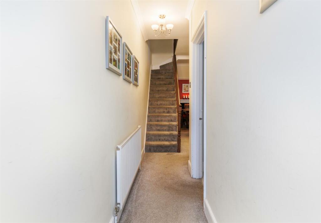 Hallway.jpg