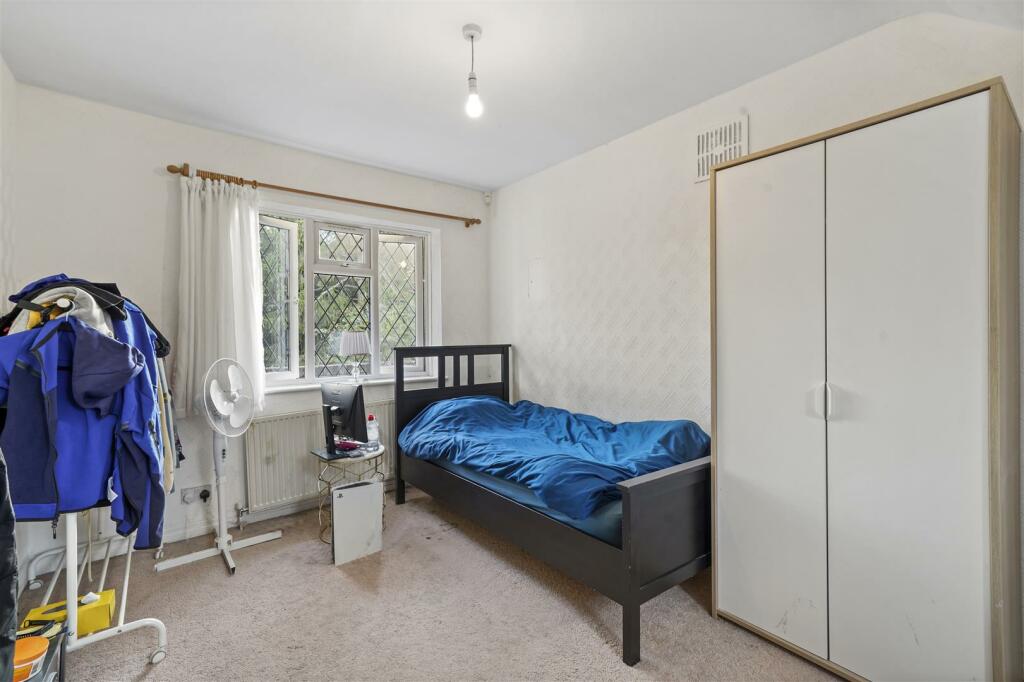 2 Mayfields Close - zCUrp2WJwvL5vjXQuj3x.jpg