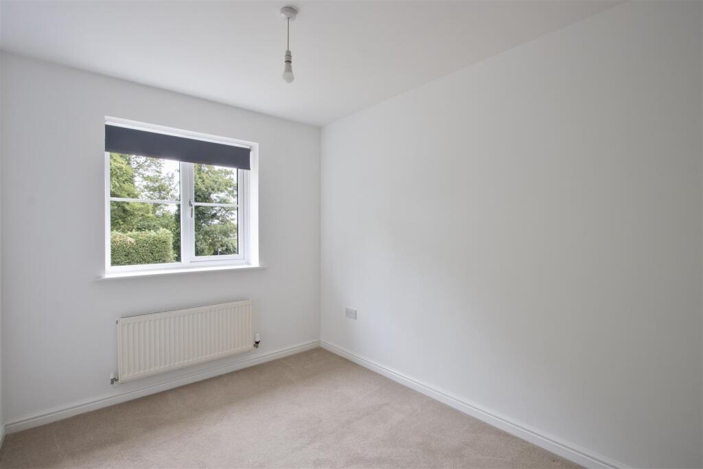 Bedroom 3.jpg