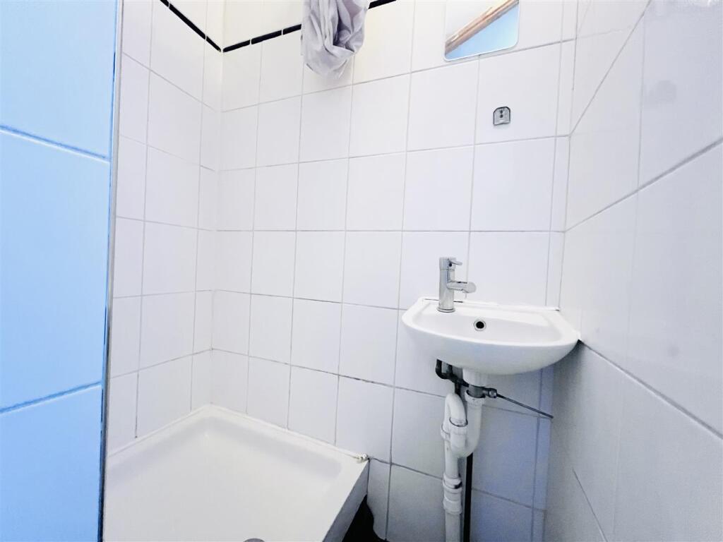 image00010.jpeg