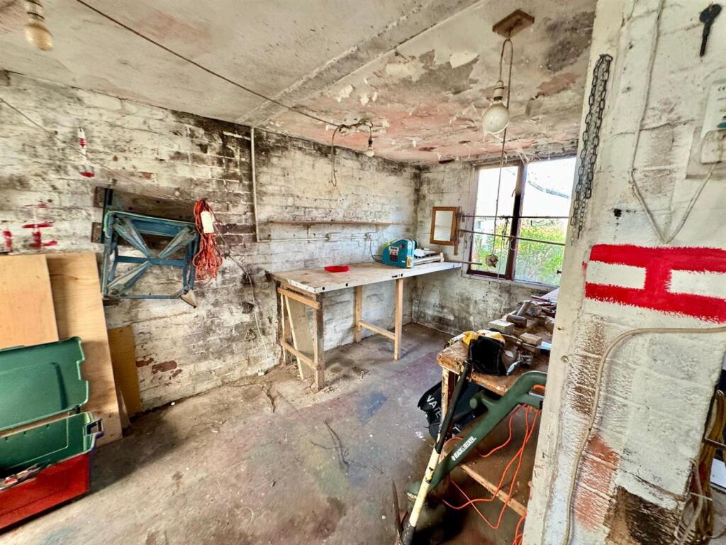 PHOTO-2025-11-17-21-14-16 (19).jpg