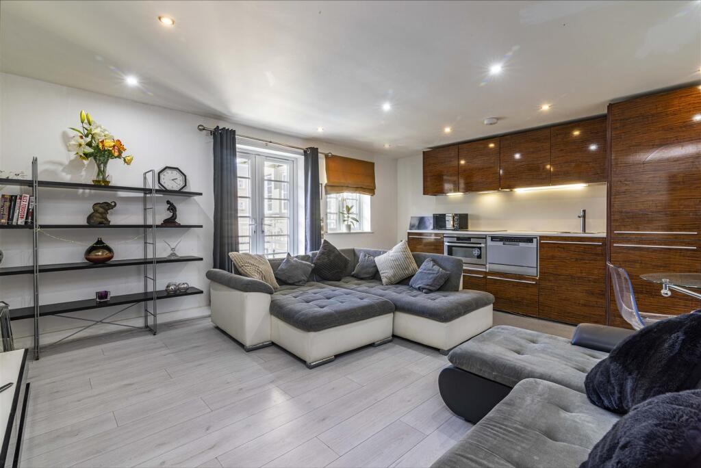 Flat11 18 LowPavement-9.jpg