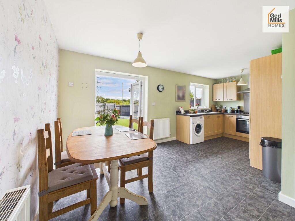 CAM04261G0-PR0087...